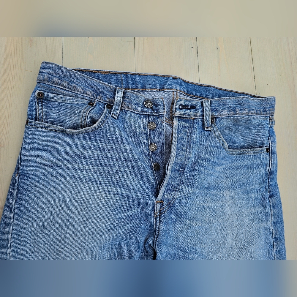 Levi's 501 Original Fit Jeans - Button Fly - Size W32 L30